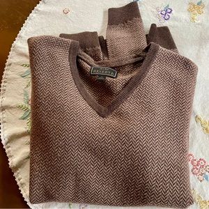JoS. A. Bank Reserve Wool Blend V Neck Sweater. Brown and Tan Herringbone. XL